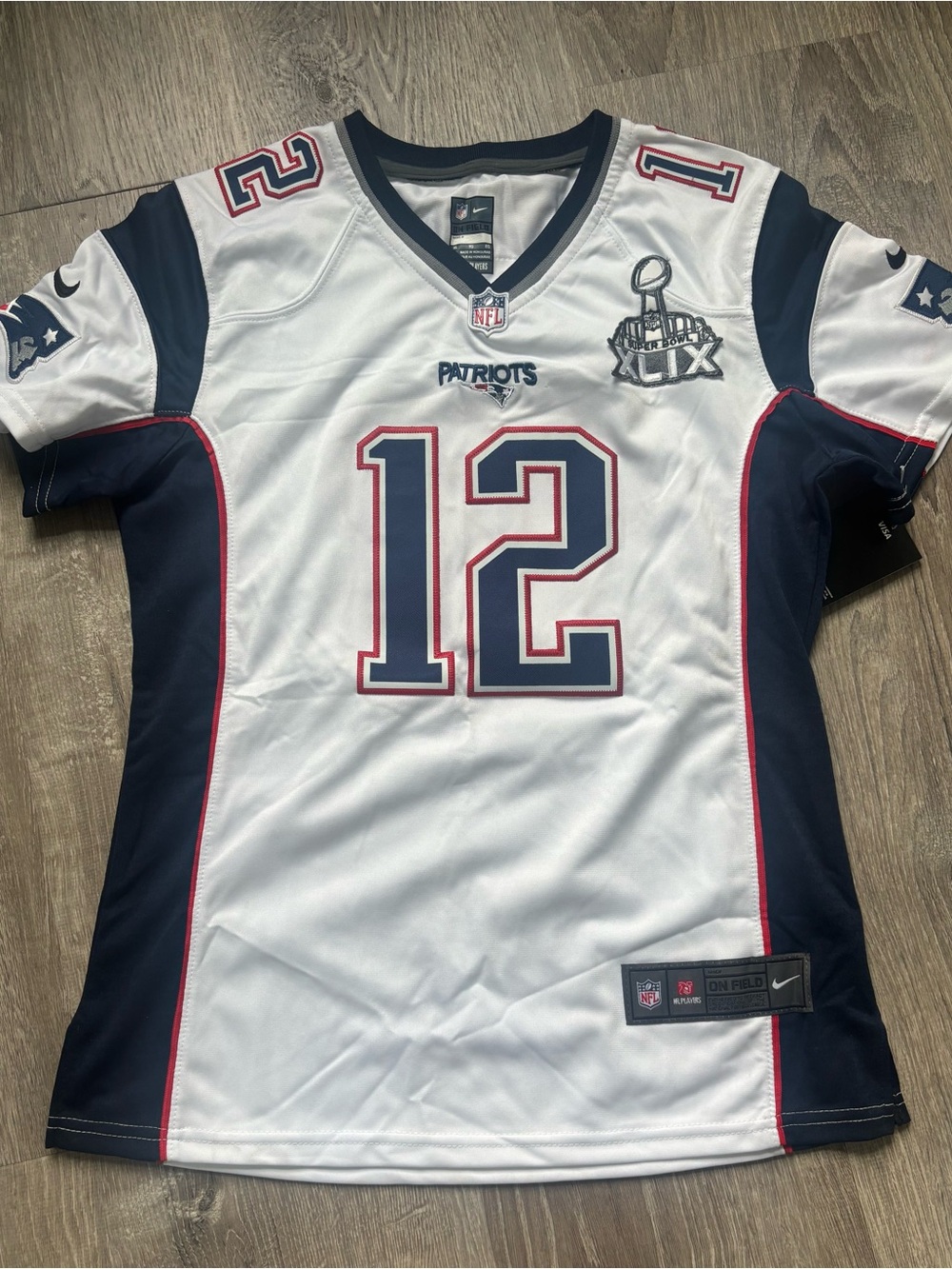 NWT Nike Boys New England Patriots Tom Brady #12 Super Bowl
XLIX Jersey Size XL